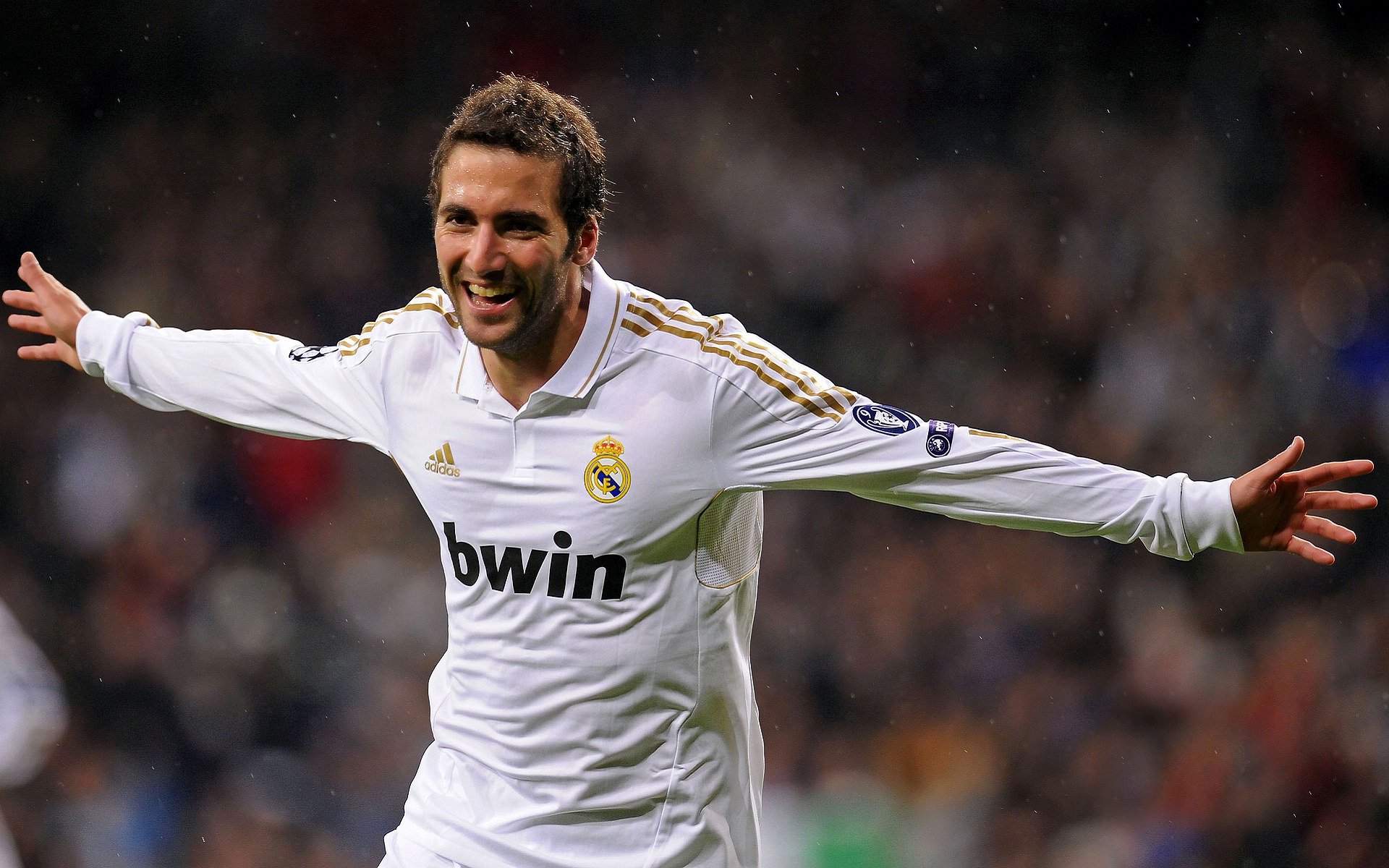 KAIYUN 中国大陆-中国足球联赛明星球员形象宣传加强，足球名星中国